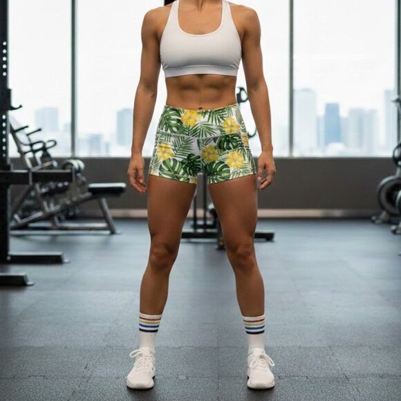 Fleo Pants - Fleo LRC Axa Shorts Size small excellent condition